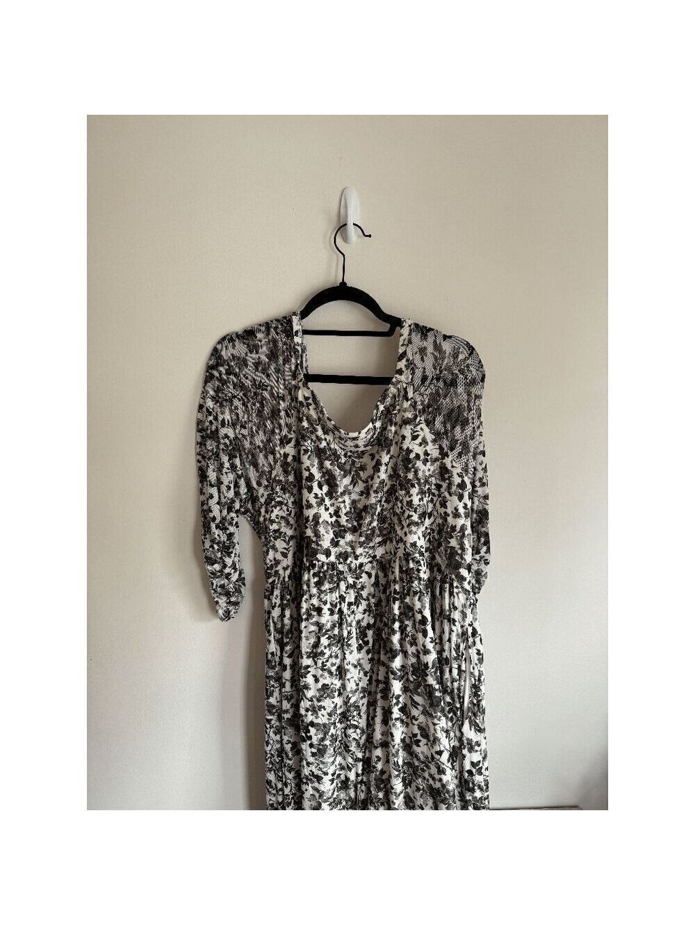 Torrid Black & White Maxi Mesh Ruched Dress 90s-Inspired Plus Size US 4X